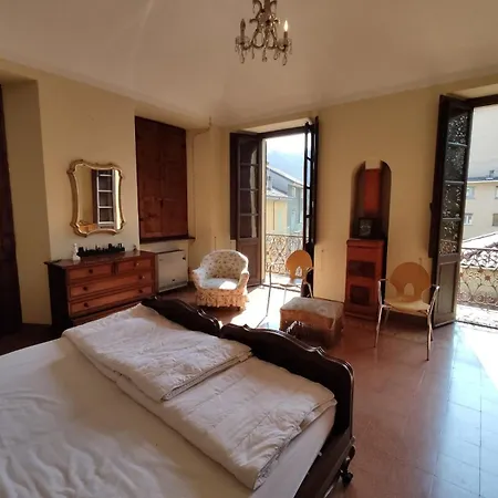 Casa *