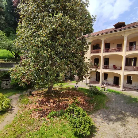 Casa فندق مبيت وإفطار Valduggia